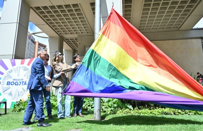 Imagen relacionada con evento de izada de bandera LGBTI