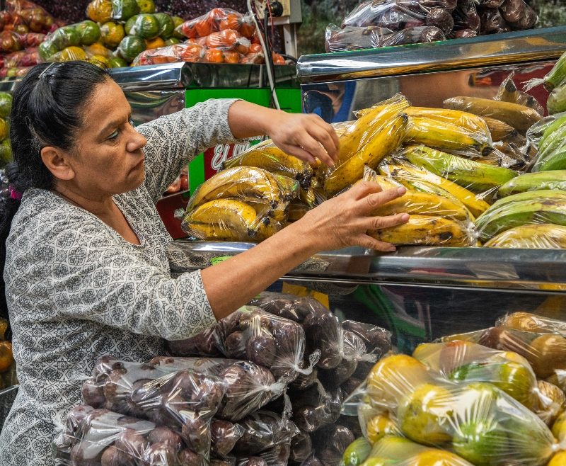 Imagen de alimentos frescos en exhibición