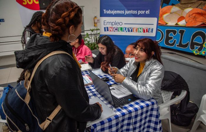 Imagen relacionada con inscripción en feria de empleo