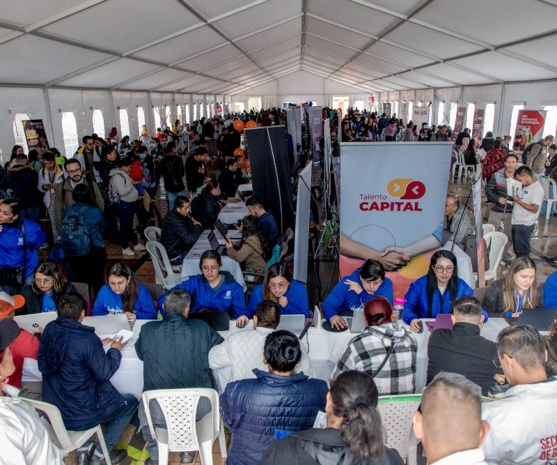 Imagen relacionada con inscripciones en feria de empleo de Bogotá