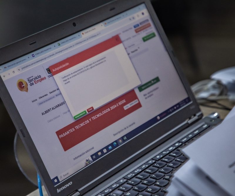 IMagen relacionada con aplicación virtual a una oferta de empleo