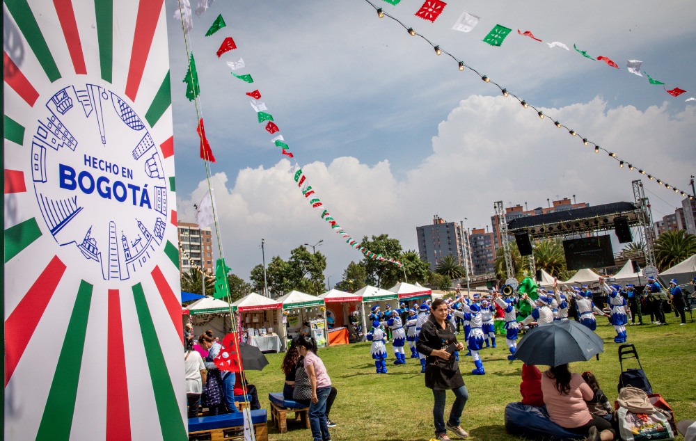 Imagen relacionada con una feria de Hecho en Bogotá