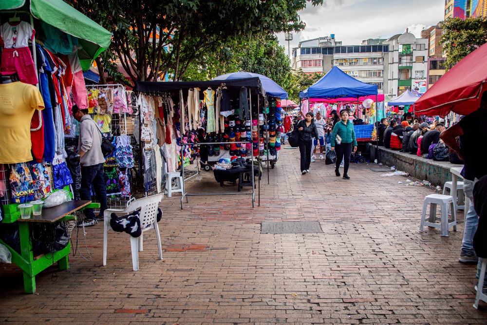 Imagen relacionada con actividad comercial en espacio público
