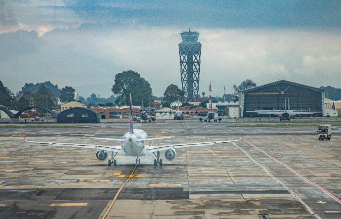 Imagen relacionada con fachada de Aeropuerto Internacional el Dorado