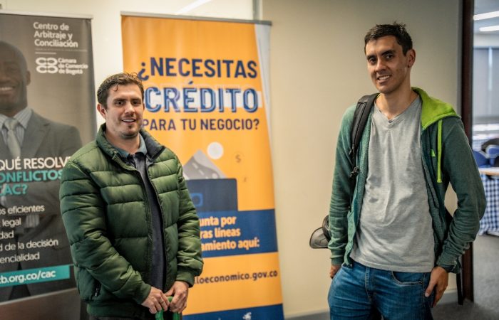 Imagen relacionada con empresarios jóvenes que solicitan crédito en feria de financiamiento de Bogotá
