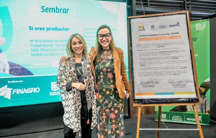 Imagen relacionada con la firma del convenio entre Secretaría de Desarrollo Económico y Finagro