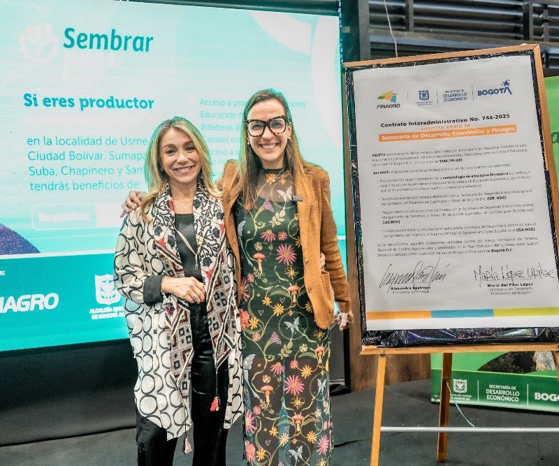 Imagen relacionada con la firma del convenio entre Secretaría de Desarrollo Económico y Finagro