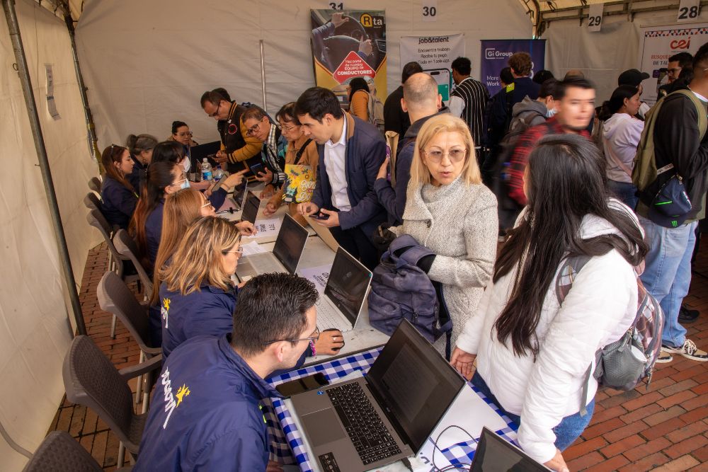 Imagen relacionada con feria de empleo