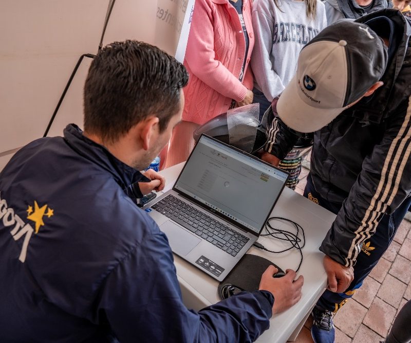 Imagen relacionada con feria de empleo, durante las inscripciones y recepciones de hojas de vida