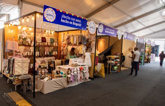Imagen relacionada con emprendimientos de Hecho en Bogotá en una edición anterior de la Feria del Hogar realizada en Corferias