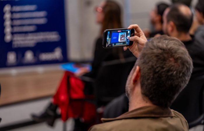 Imagen relacionada con un evento de presentación con empresarios de Bogotá