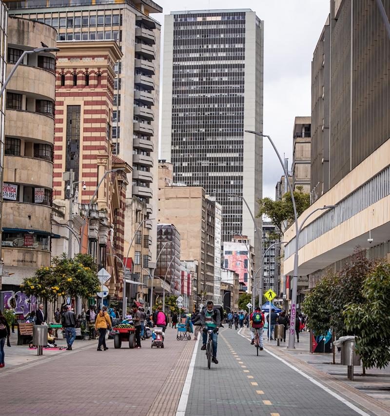 Imagen relacionada con panorámica de la Carrera Séptima de Bogotá