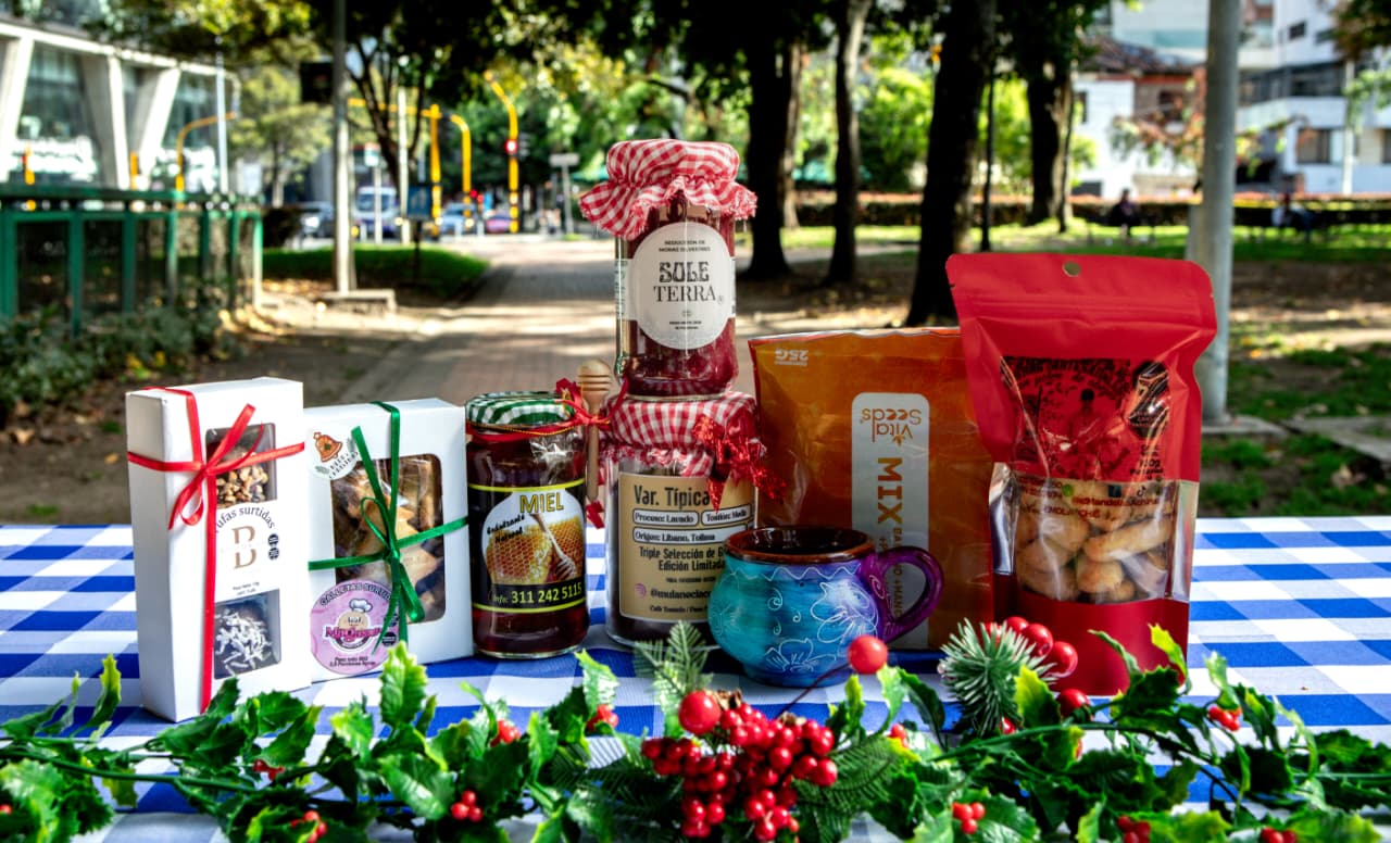 Imagen alusiva a productos de navidad presentes en mercados campesinos de Bogotá