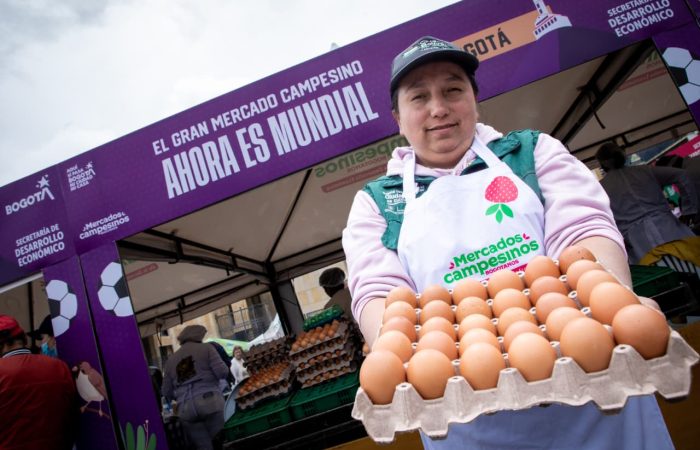 Imagen relacionada con una productora rural en el gran mercvado campesino de 2026